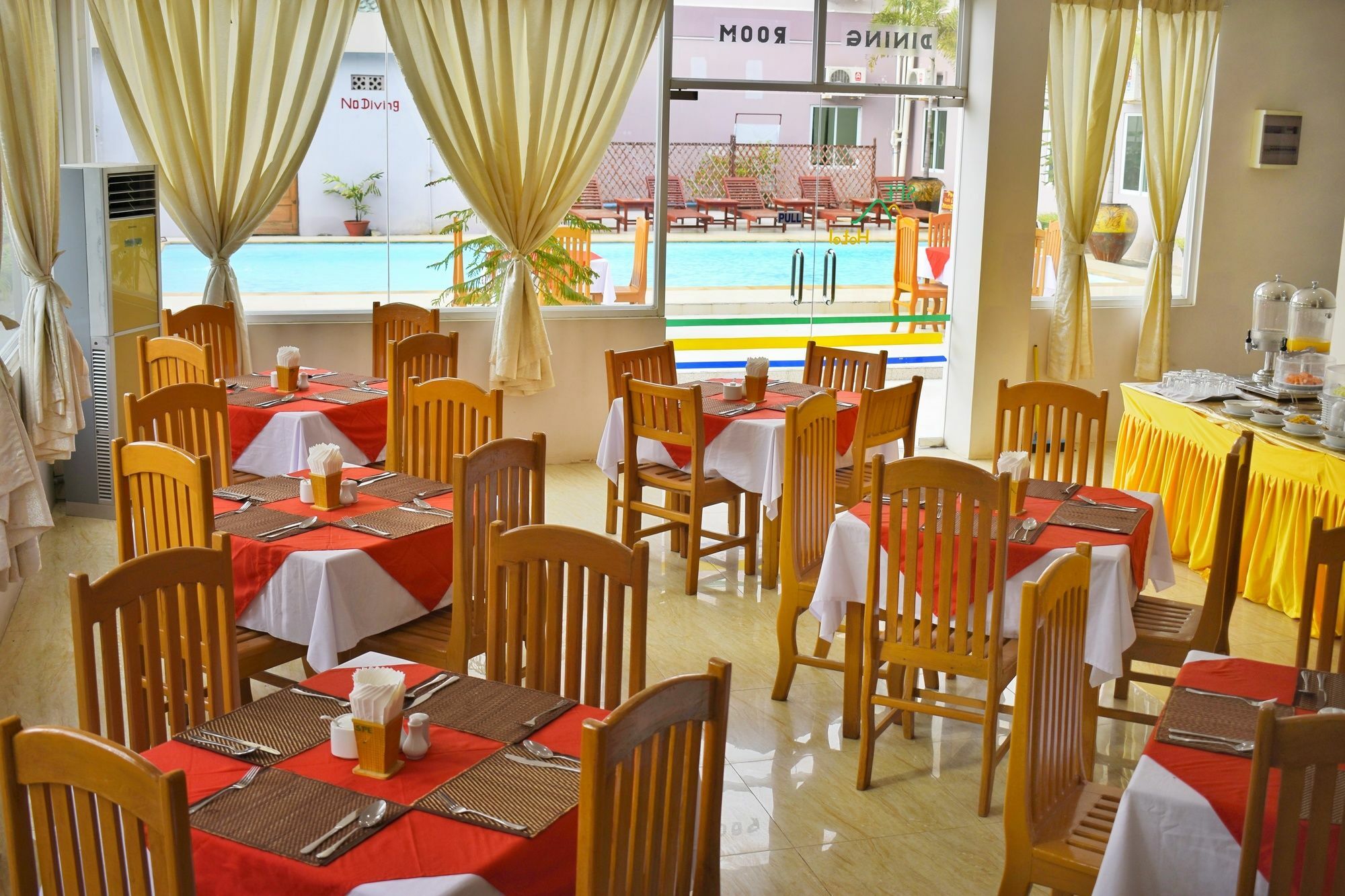 Shwe Poe Eain Hotel New Bagan Exterior photo