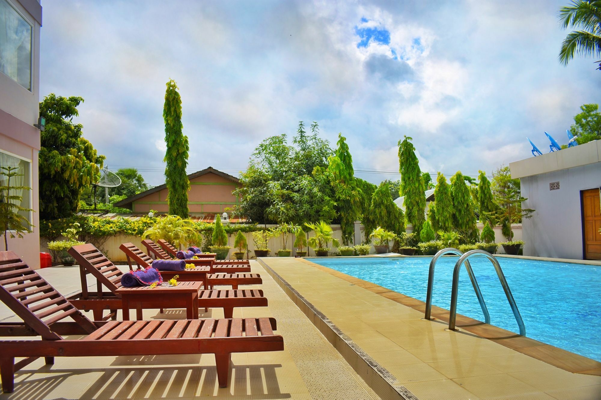 Shwe Poe Eain Hotel New Bagan Exterior photo