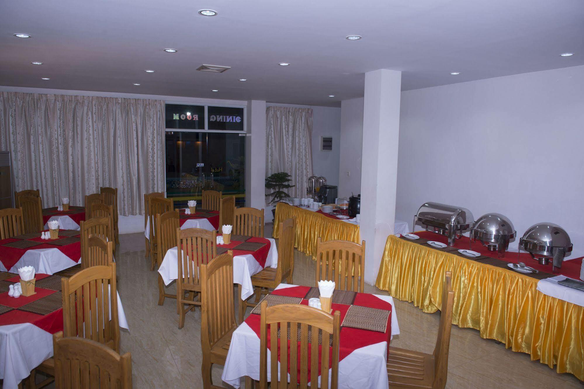 Shwe Poe Eain Hotel New Bagan Exterior photo