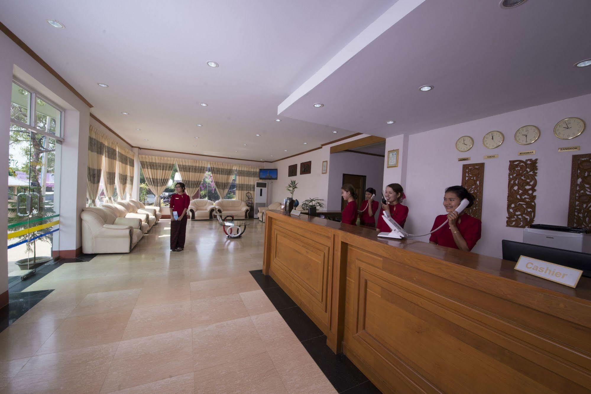 Shwe Poe Eain Hotel New Bagan Exterior photo
