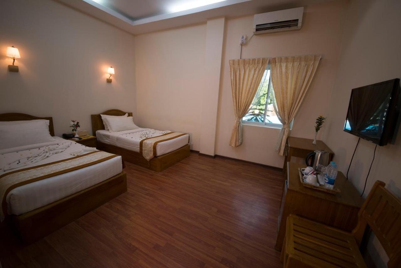 Shwe Poe Eain Hotel New Bagan Exterior photo